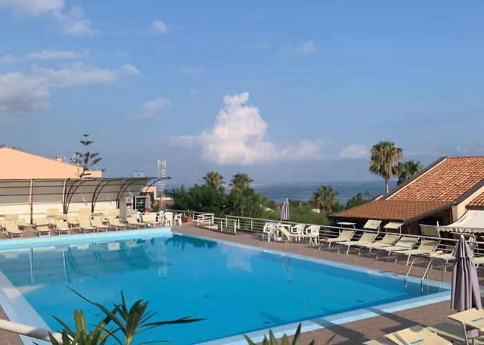 Divina Semesterbostad Cefalù